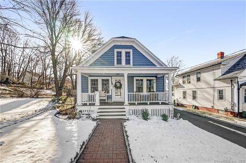 91 High St, Wallingford, CT 06492 photo 1
