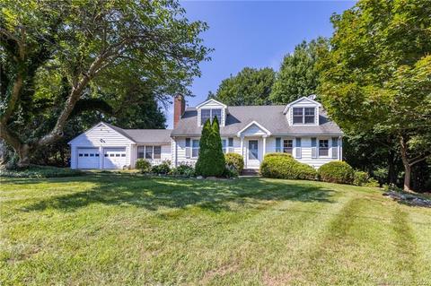 7 Hampton Rd, Trumbull, CT 06611 photo 1