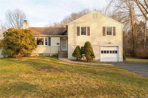 11 Old Flintlock Rd, Bloomfield, CT 06002 photo 1