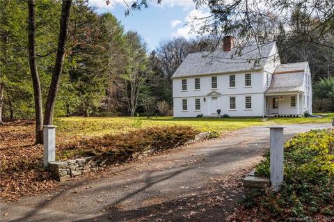 11 Falls Rd, Roxbury, CT 06783