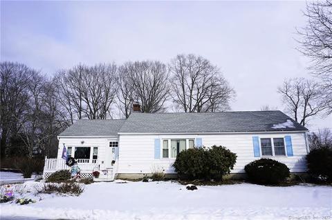52 Sunset Ln, Torrington, CT 06790 photo 1