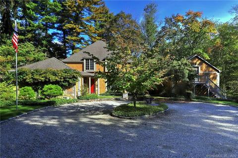 24 Beeholm Rd, Redding, CT 06896 photo 1