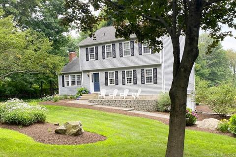 82 Toddy Hill Rd, Newtown, CT 06482 photo 1