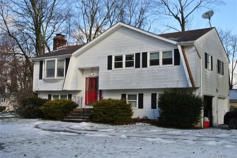 2 Sharon Dr, Wallingford, CT 06492 photo 1