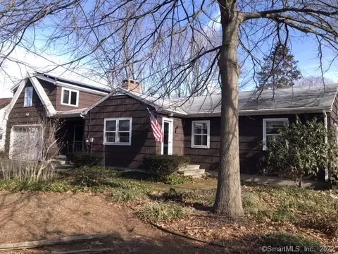 30 Bluff Ave, Clinton, CT 06413 photo 1