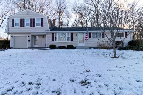 32 Rocket Run, Enfield, CT 06082 photo 1