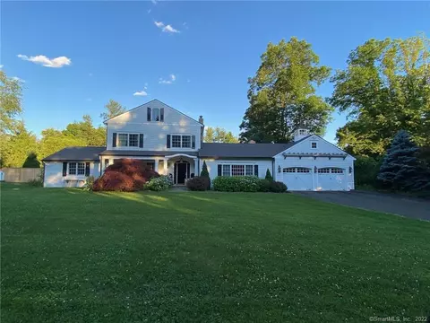 74 Pheasant Ridge Rd, Redding, CT 06896 photo 1
