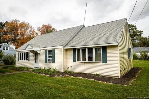 527 Pool Rd, North Haven, CT 06473 photo 1