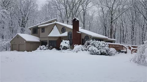 19 Thorp Dr, Weston, CT 06883 photo 1