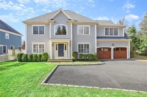 1685 Boston Post Rd, Darien, CT 06820 photo 1