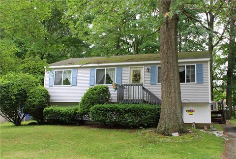 9 Gem Dr, Windham, CT 06226 photo 1