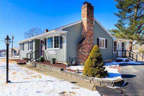 12 Robin Rd, Plainfield, CT 06374 photo 1