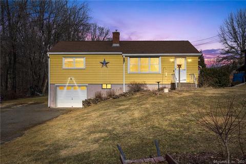 78 Hubbard St, Middlefield, CT 06455 photo 1
