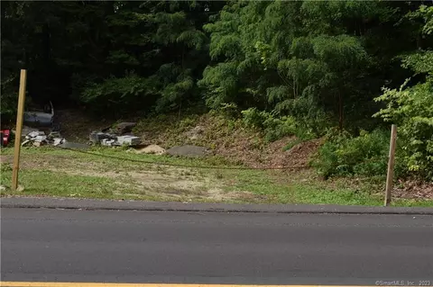 530 Prospect St, Naugatuck, CT 06770