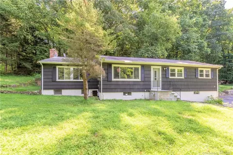 152 Redding Rd, Redding, CT 06896 photo 1