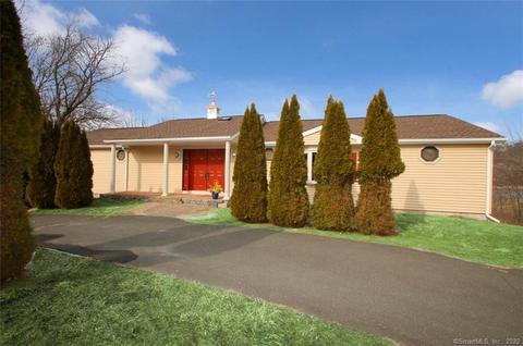 2 Guernsey Rd, Brookfield, CT 06804 photo 1