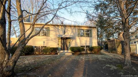 42 Katherine Ave, Killingly, CT 06239 photo 1