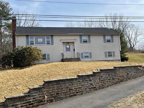 23 Downing Cir, Bloomfield, CT 06002 photo 1