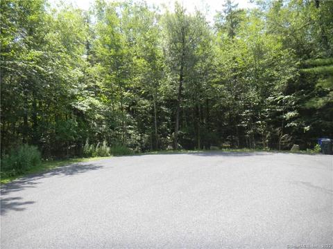 673 Paxton Ct, Goshen, CT 06756