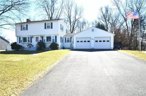 511 Denslow St, Windsor Locks, CT 06096 photo 1