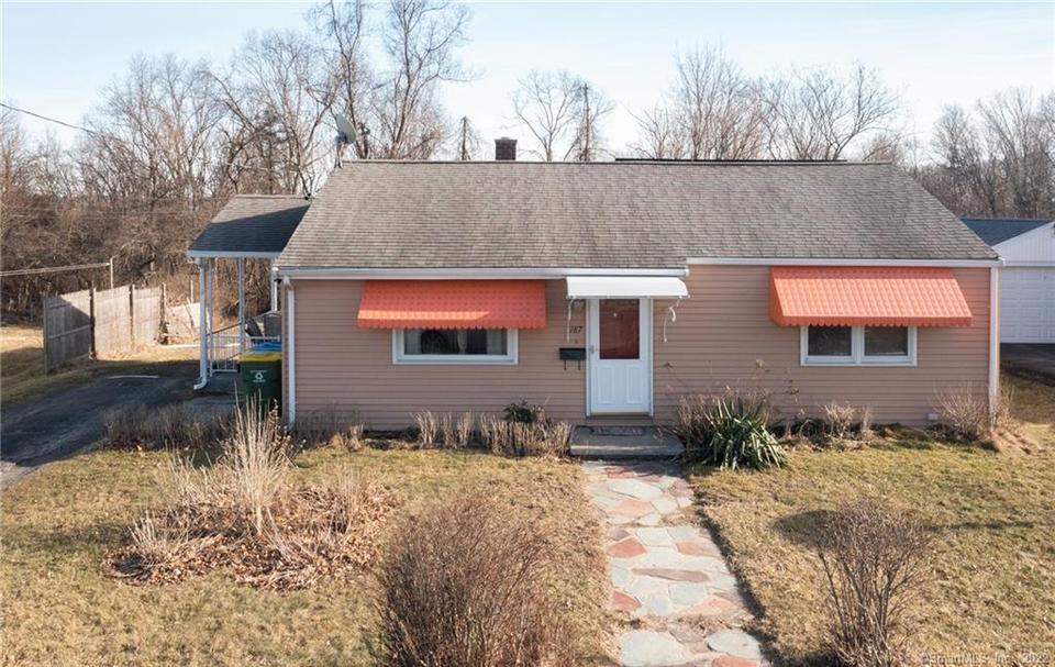 187 Anna Ave, Waterbury, CT 06708 20 Photos MLS 170472622 Movoto