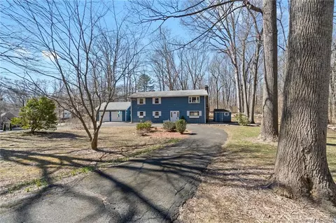 108 Robin Ridge Dr, Madison, CT 06443 photo 1