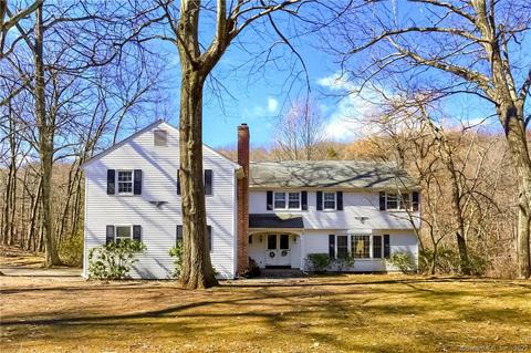 26 Stuart Dr, Bloomfield, CT 06002 photo 1