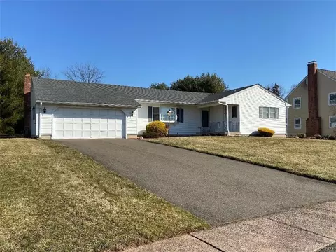 22 Grist Mill Rd, Wethersfield, CT 06109 photo 1