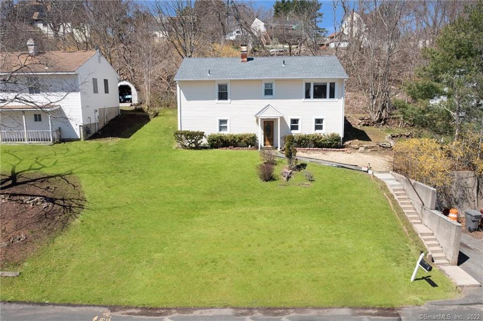 86 Evening Star Dr, Naugatuck, CT 06770 Movoto