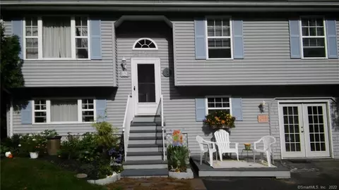 52 Picabo St, Killingly, CT 06239 photo 1