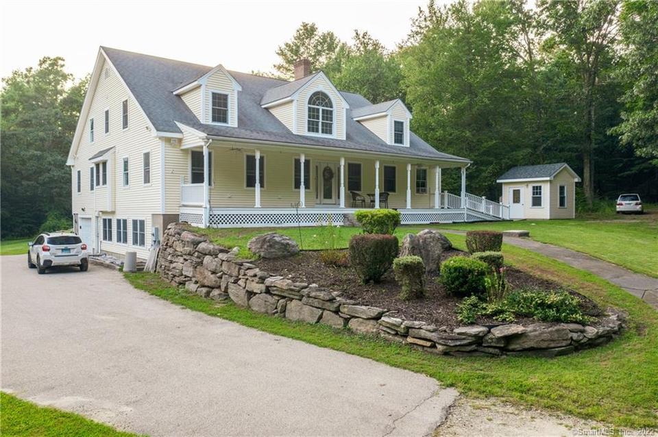 1444 Riverside Dr, North Grosvenor Dale, CT 06255 1 photo MLS 170474184 Movoto