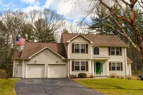 129 Ethan Dr, Windsor, CT 06095 photo 1
