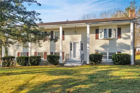 7 Longview Ln, Wallingford, CT 06492 photo 1