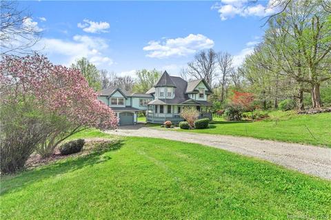 125 Picketts Ridge Rd, Redding, CT 06896 photo 1