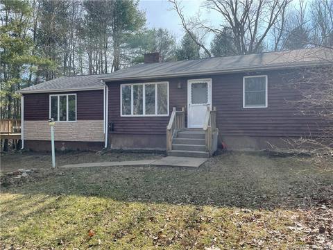 20 Stetson Rd, Griswold, CT 06351 photo 1