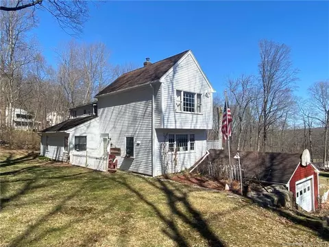239 Cheshire Rd, Prospect, CT 06712 photo 1
