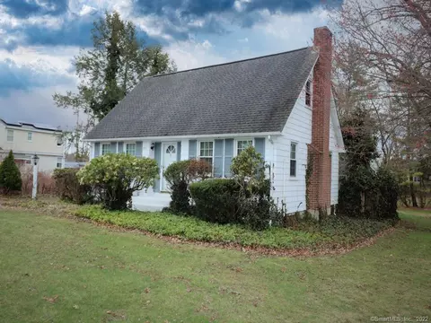 517 Nott St, Wethersfield, CT 06109 photo 1