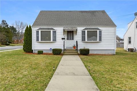 84 Bryden Ter, Hamden, CT 06517 photo 1