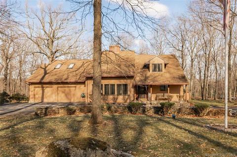 72 Deerwood Dr, Bethlehem, CT 06751 photo 1