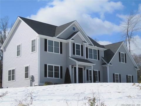 3 Windsor Ln #1, New Hartford, CT 06057