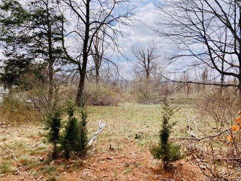 289 Middle Haddam Rd, Portland, CT 06480