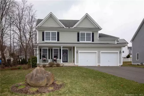 8 Mill Rd, Plainville, CT 06062 photo 1