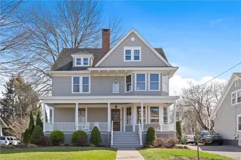 61 State St, Wethersfield, CT 06109 photo 1