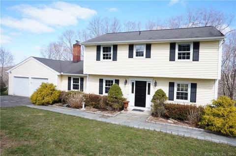 9 Juniper Ln, Brookfield, CT 06804 photo 1