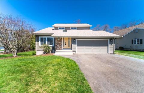 2 Meadows Edge Dr, Wallingford, CT 06492 photo 1