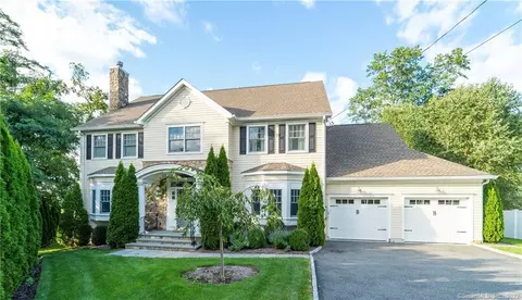 10 Boyd Ln, Greenwich, CT 06878 photo 1