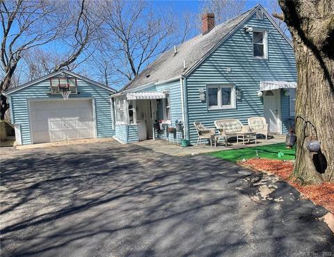 101 Wooster St, Shelton, CT 06484