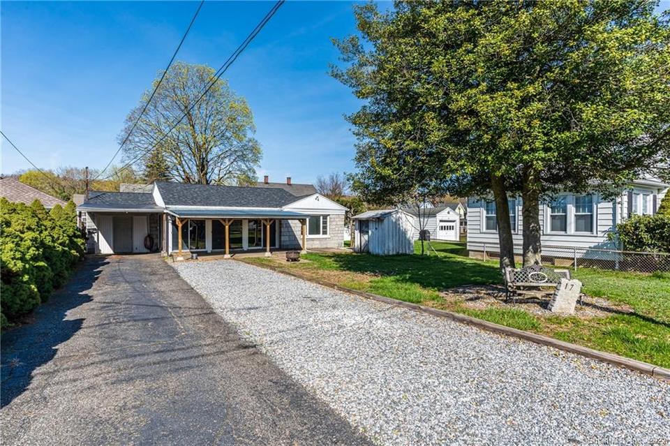 17 Lawton Ter, Ansonia, CT 06401 23 Photos MLS 170483140 Movoto