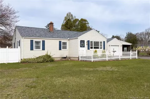 3 Vadnais Dr, Windsor Locks, CT 06096 photo 1