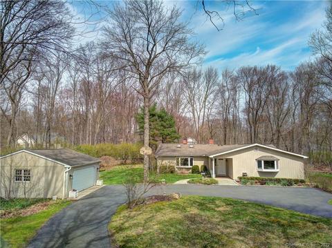 77 Silver Spring Ln, Ridgefield, CT 06877 photo 1